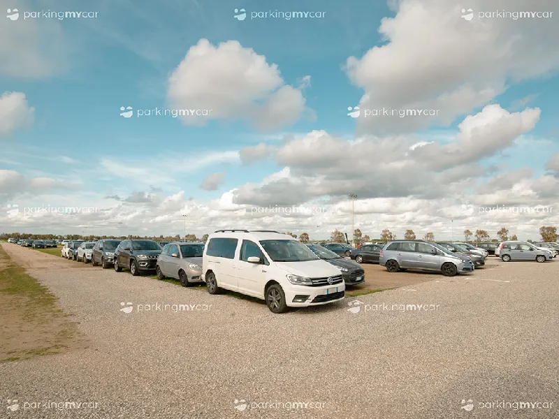 Solution Parking - Aeroporto Roma Fiumicino Posti auto scoperti Solution Parking - Aeroporto Roma Fiumicino