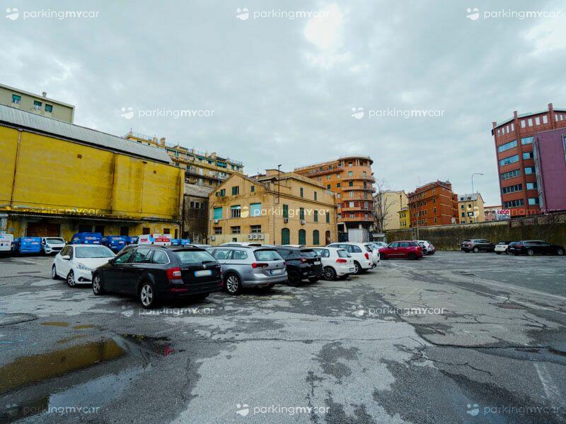 Genoa Park And Fly Scoperto - Aeroporto Genova Parcheggi scoperti presso Genoa Park And Fly Scoperto