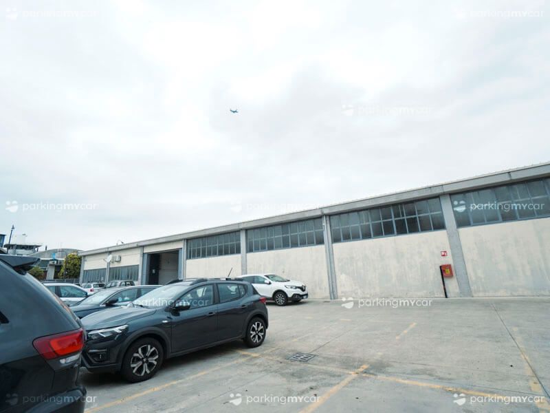 Avio Parking - Aeroporto Milano Linate Posti auto scoperti Avio Parking - Aeroporto Milano Linate