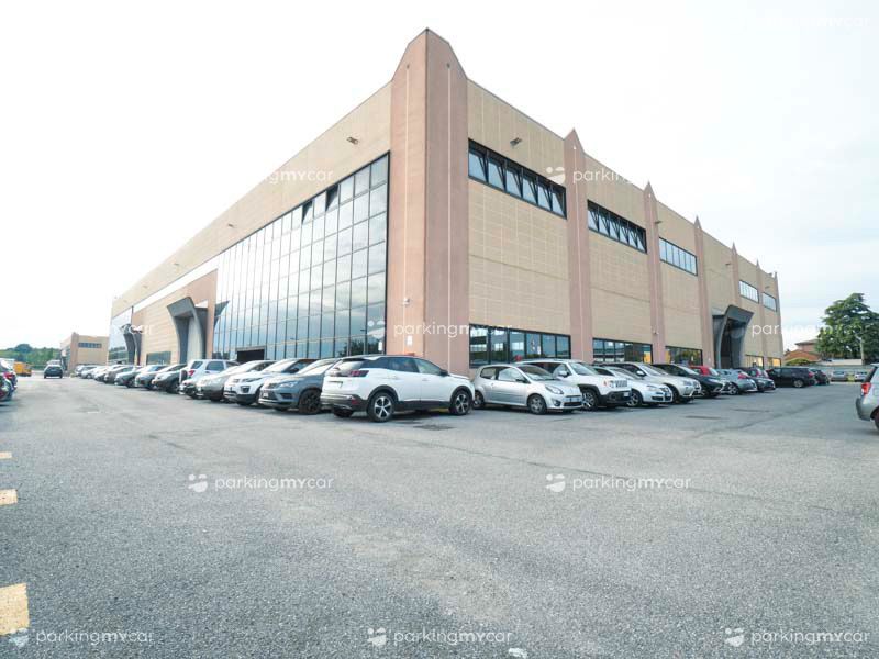 Air Parking - Aeroporto Malpensa Posti auto scoperti Air Parking - Aeroporto Malpensa