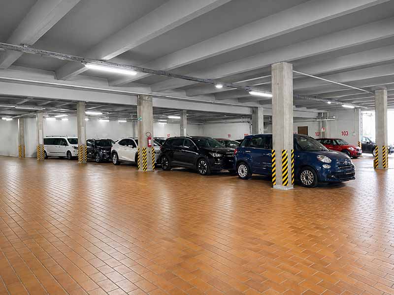 AirParking Premium - Aeroporto Malpensa Auto parcheggiate AirParking Premium - Aeroporto Malpensa
