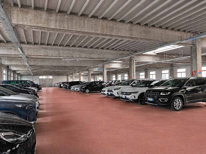 AirParking Premium - Aeroporto Malpensa Posti auto interni AirParking Premium - Aeroporto Malpensa