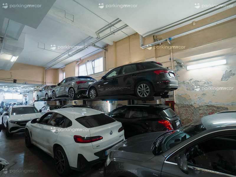 Garage Metro 82 - Porto Mergellina Parcheggi coperti Garage Metro 82 - Porto Mergellina